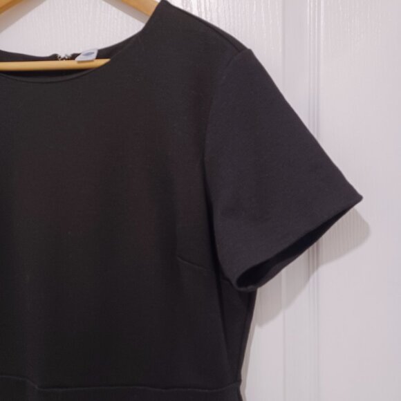 Old Navy T-Shirt Dress - Black - Picture 3 of 6